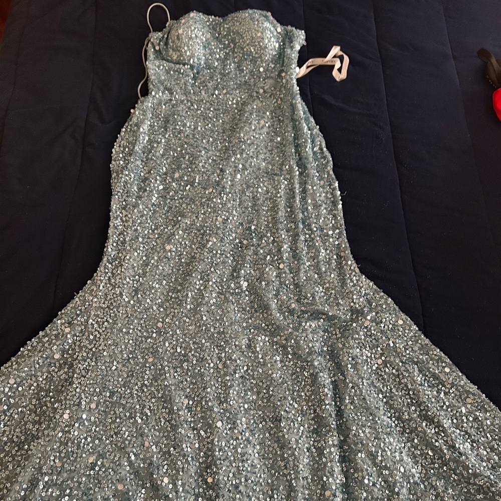 Turquoise prom dress… can be used for prom, sweet 16, etc anything fancy